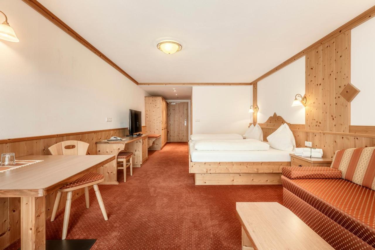 Christeinerhof Hotel Santa Cristina Val Gardena Екстериор снимка