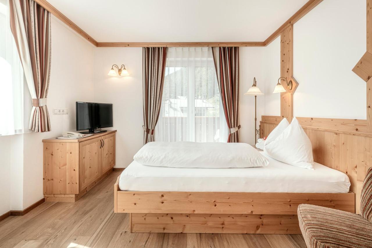 Christeinerhof Hotel Santa Cristina Val Gardena Екстериор снимка