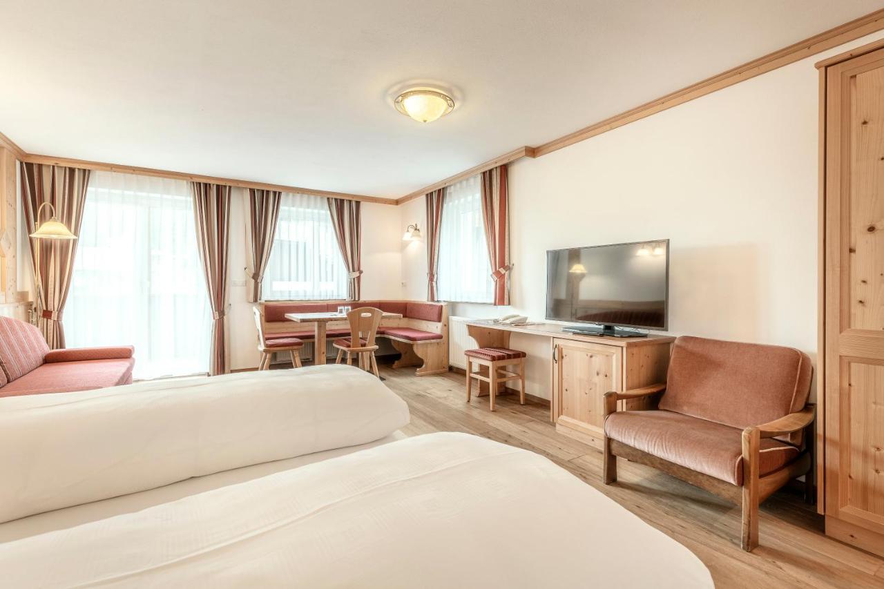 Christeinerhof Hotel Santa Cristina Val Gardena Екстериор снимка
