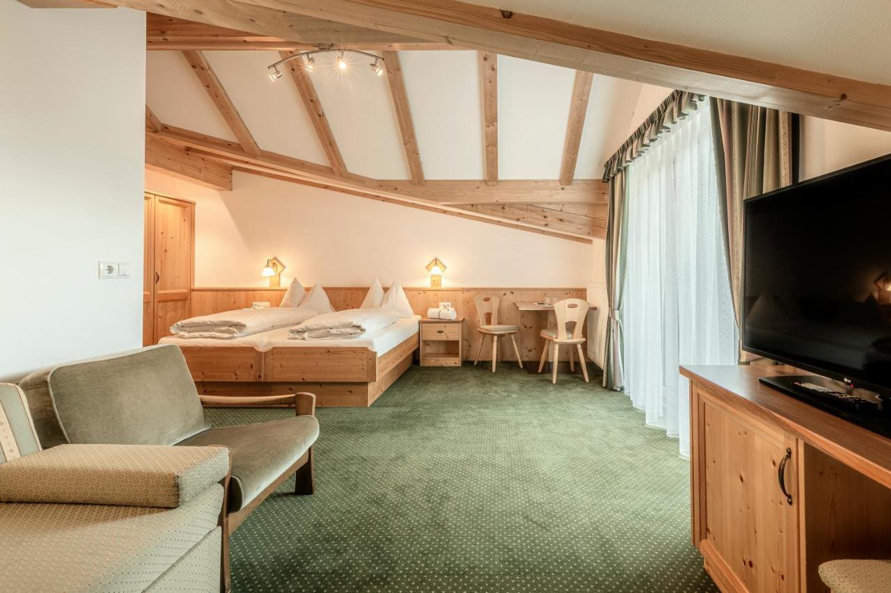 Christeinerhof Hotel Santa Cristina Val Gardena Екстериор снимка